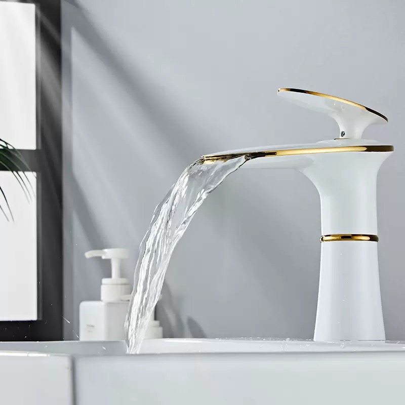ก๊อกน้ำอ่างล้างหน้าแบบน้ำตก สี - Home Hardware Bathroom Sinks บทวิจารณ์และราคา
