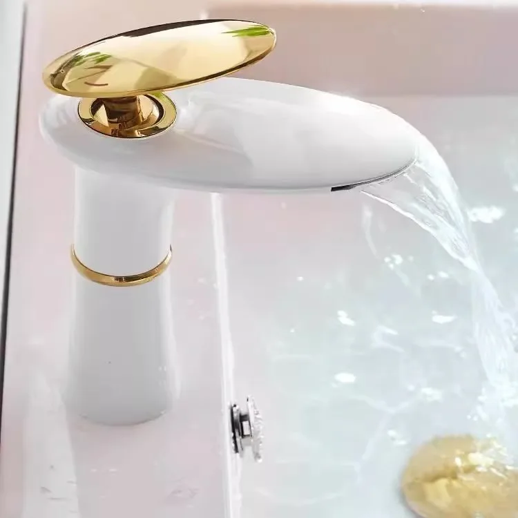 ก๊อกน้ำตกอ่างล้างหน้า สีขาวทอง - Home Hardware Bathroom Sinks บทวิจารณ์และราคา